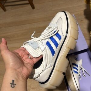 IVY PARK PLATFORM SNEAKER (WORN ONCE)